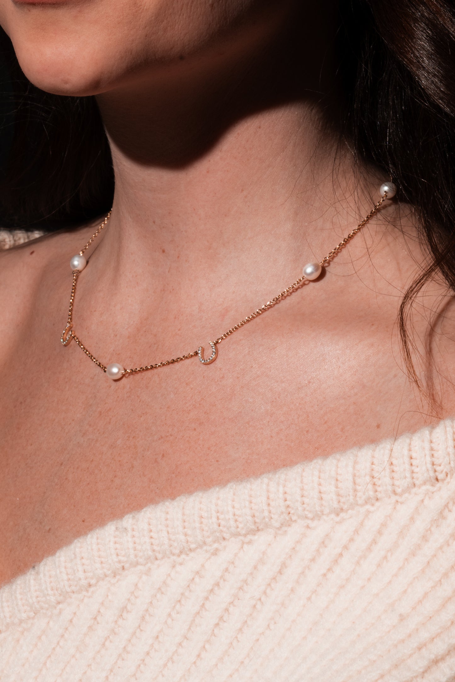 Lilly – Horseshoe perlehalskjede