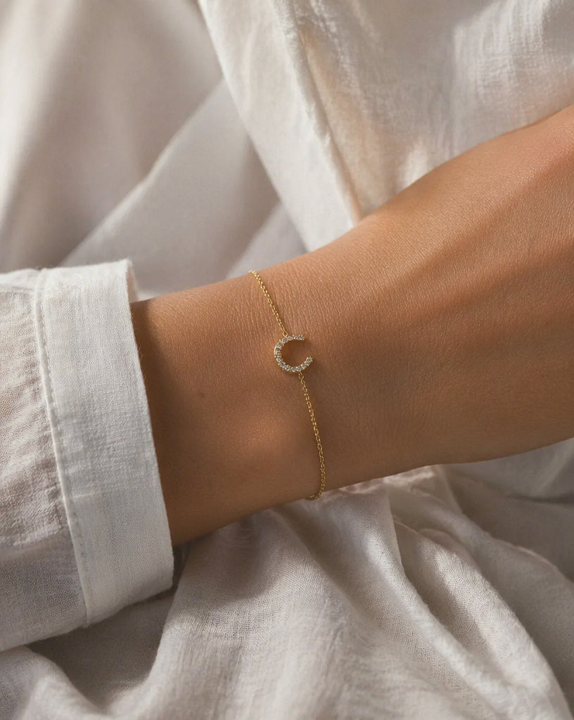 Lilly – Horseshoe armbånd - Gull