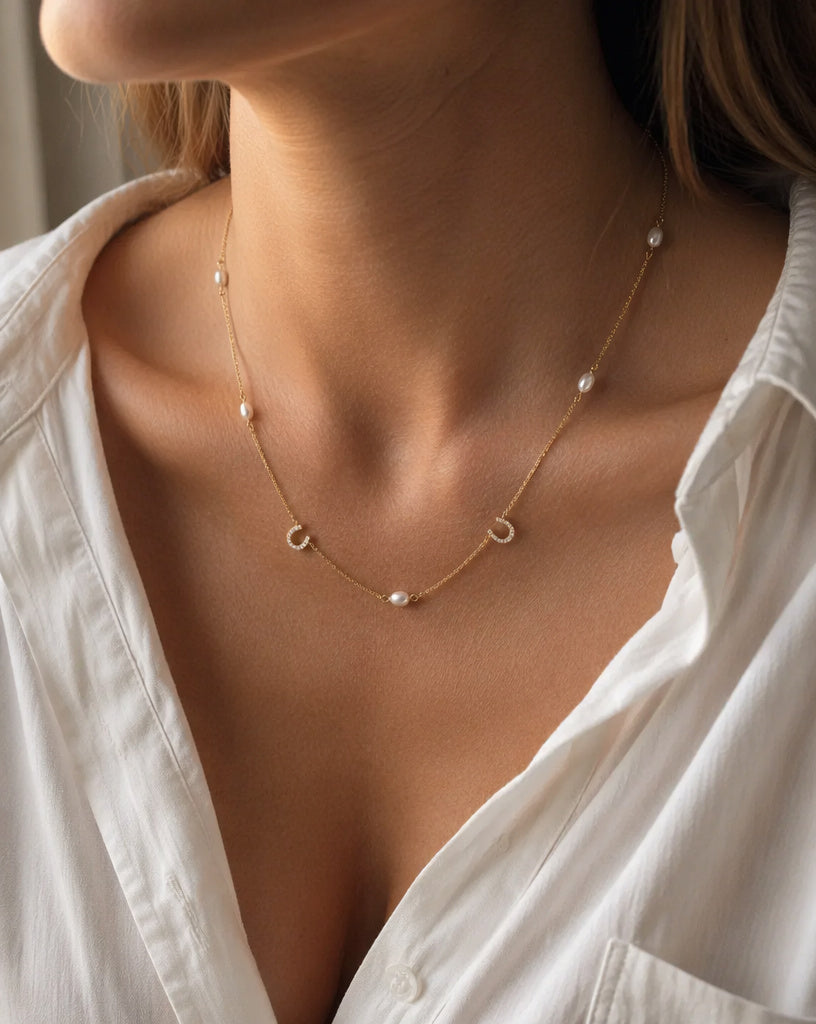 Lilly – Horseshoe perlehalskjede